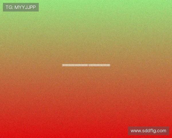 赫伊森在俱乐部门口停留十分钟热心签名 小球迷围绕争相合影留下难忘瞬间